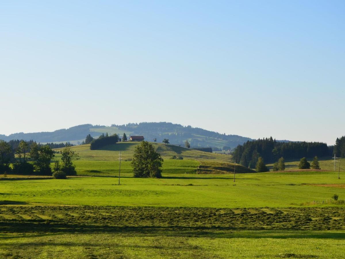 Apartment In Lechbruck Bavaria With Garden エクステリア 写真